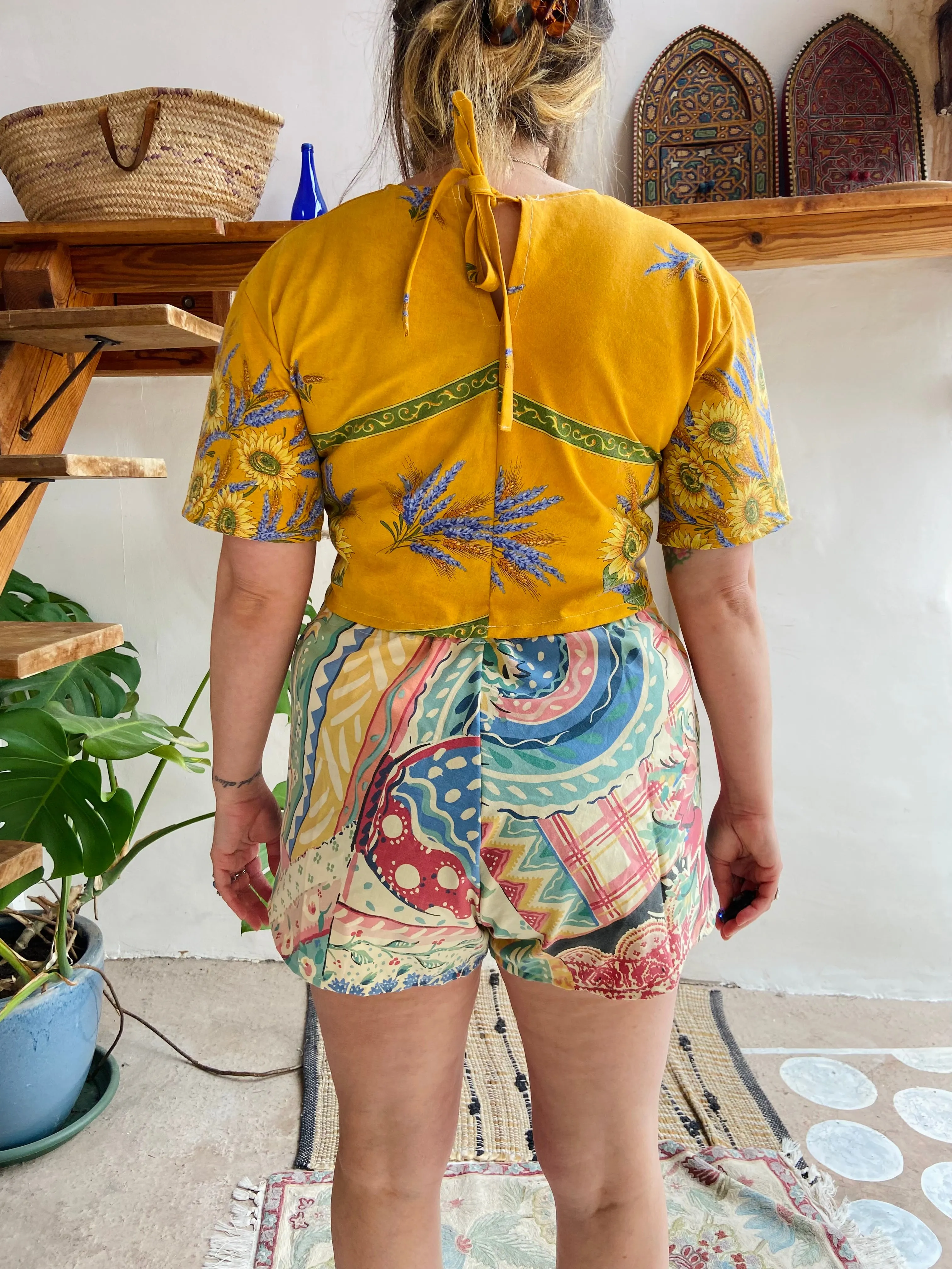 DESERT FOX Patchwork Bright High Waisted Shorts - M