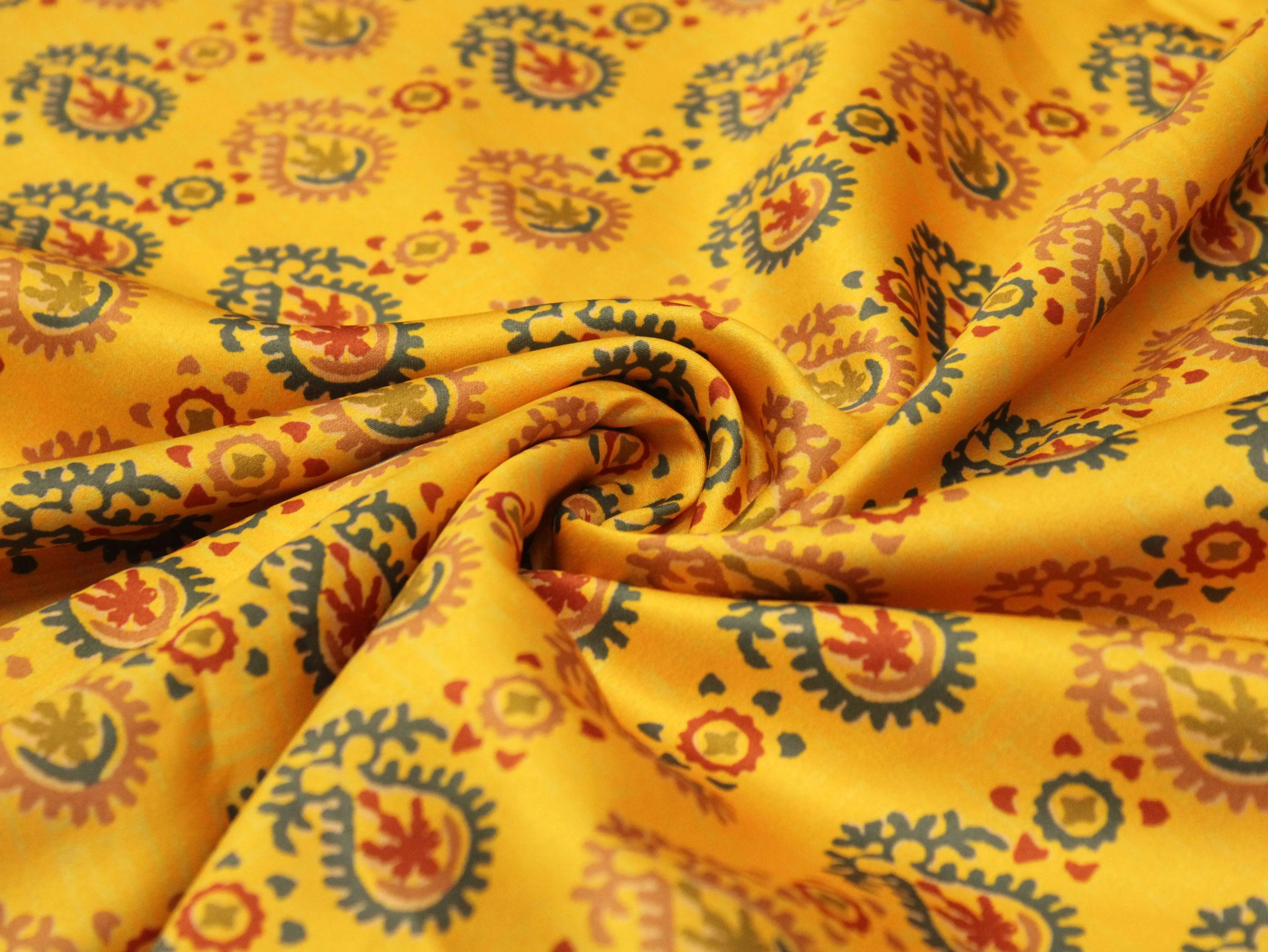 Digital Print crepe Silk Fabric