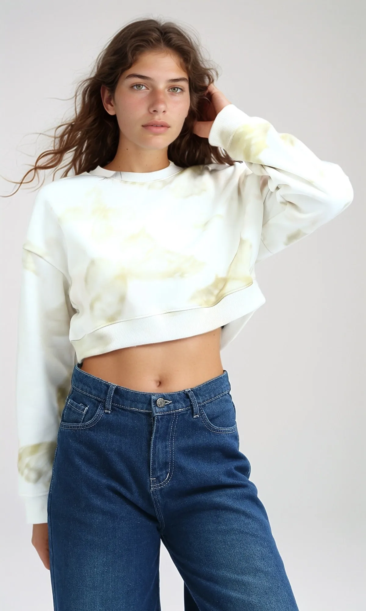 O199397 - Long Sleeves Beige & White Tie Dye Cropped Sweatshirt