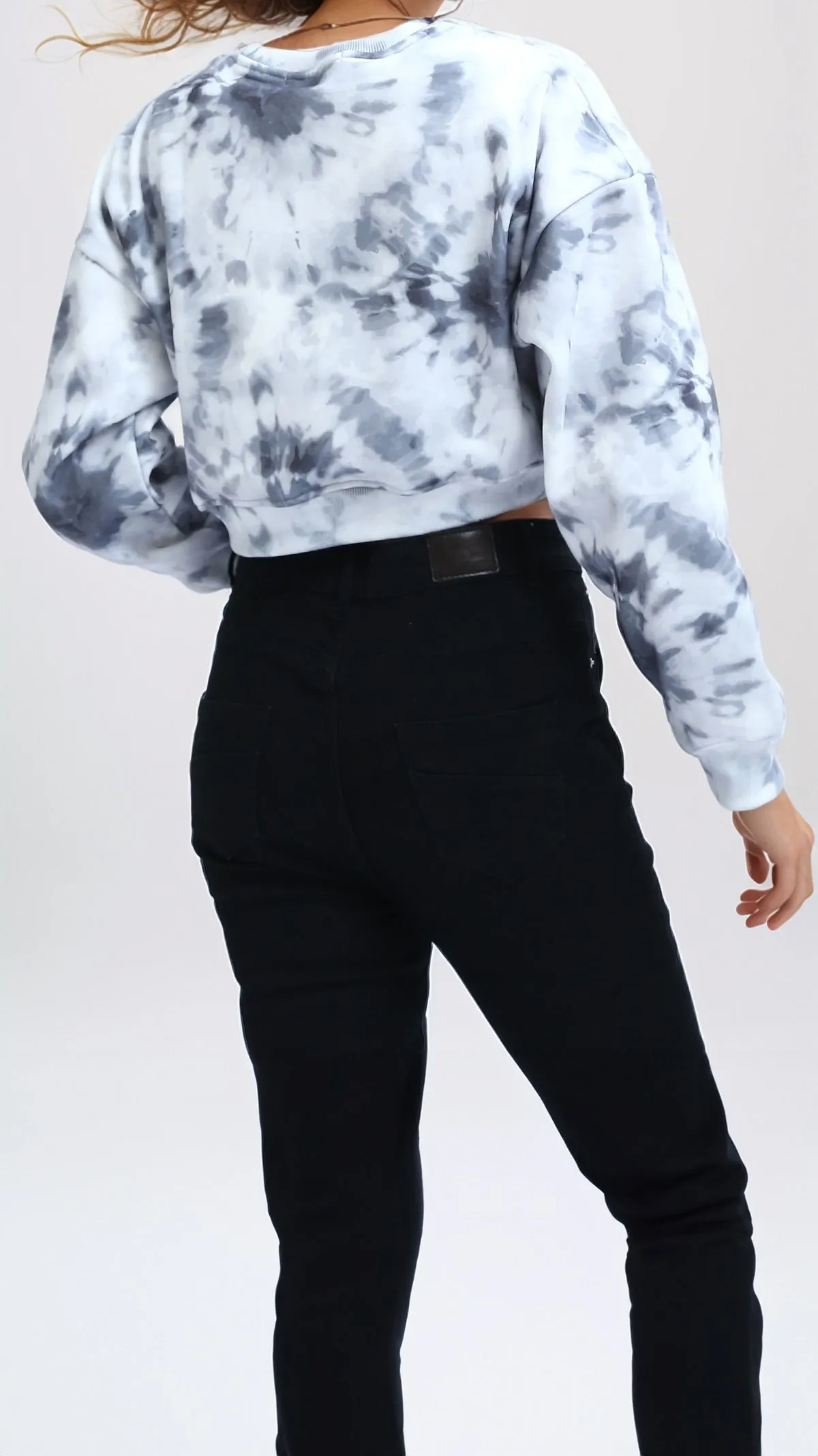 O199398 - Feminine Cropped Tie Dye Sweatshirt - Grey & White
