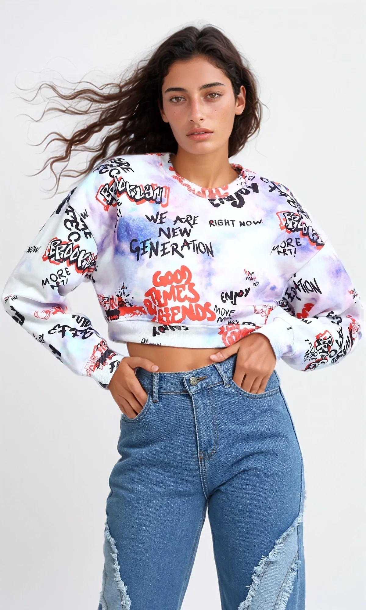 O200021 - Slip On Cropped Round Neck Sweatshirt - Blue & White